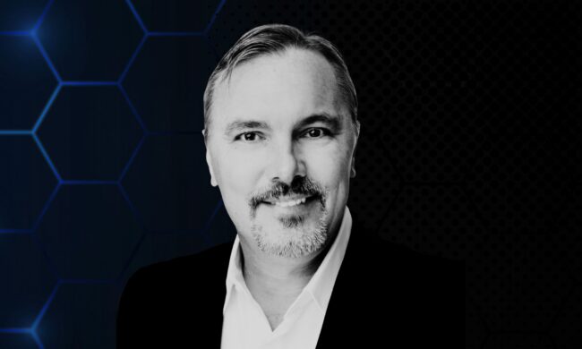 Derek Wright, Chief Strategy Officer at recruitAbility headshot wide